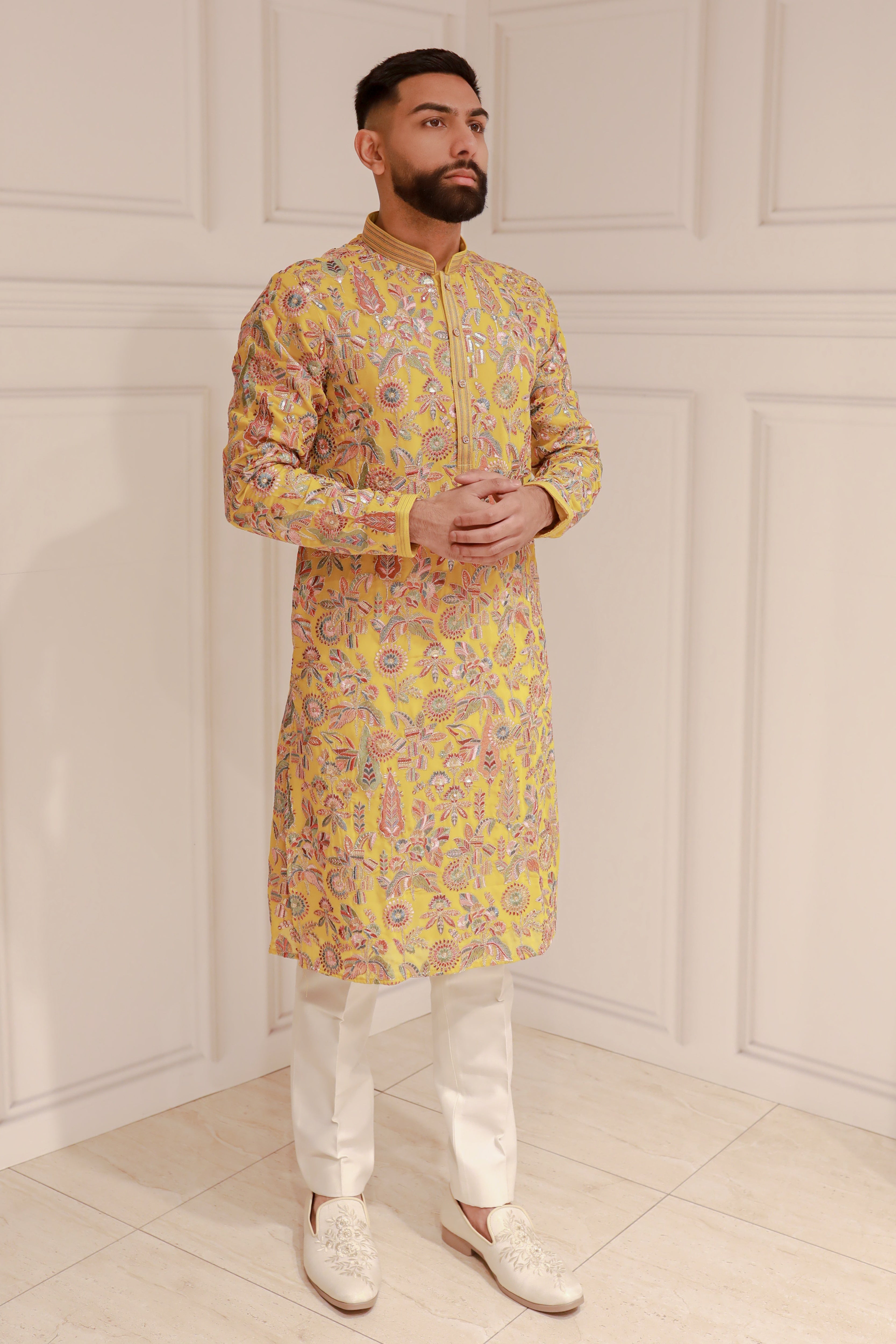 MULTI THREAD KURTA WITH TROUSER