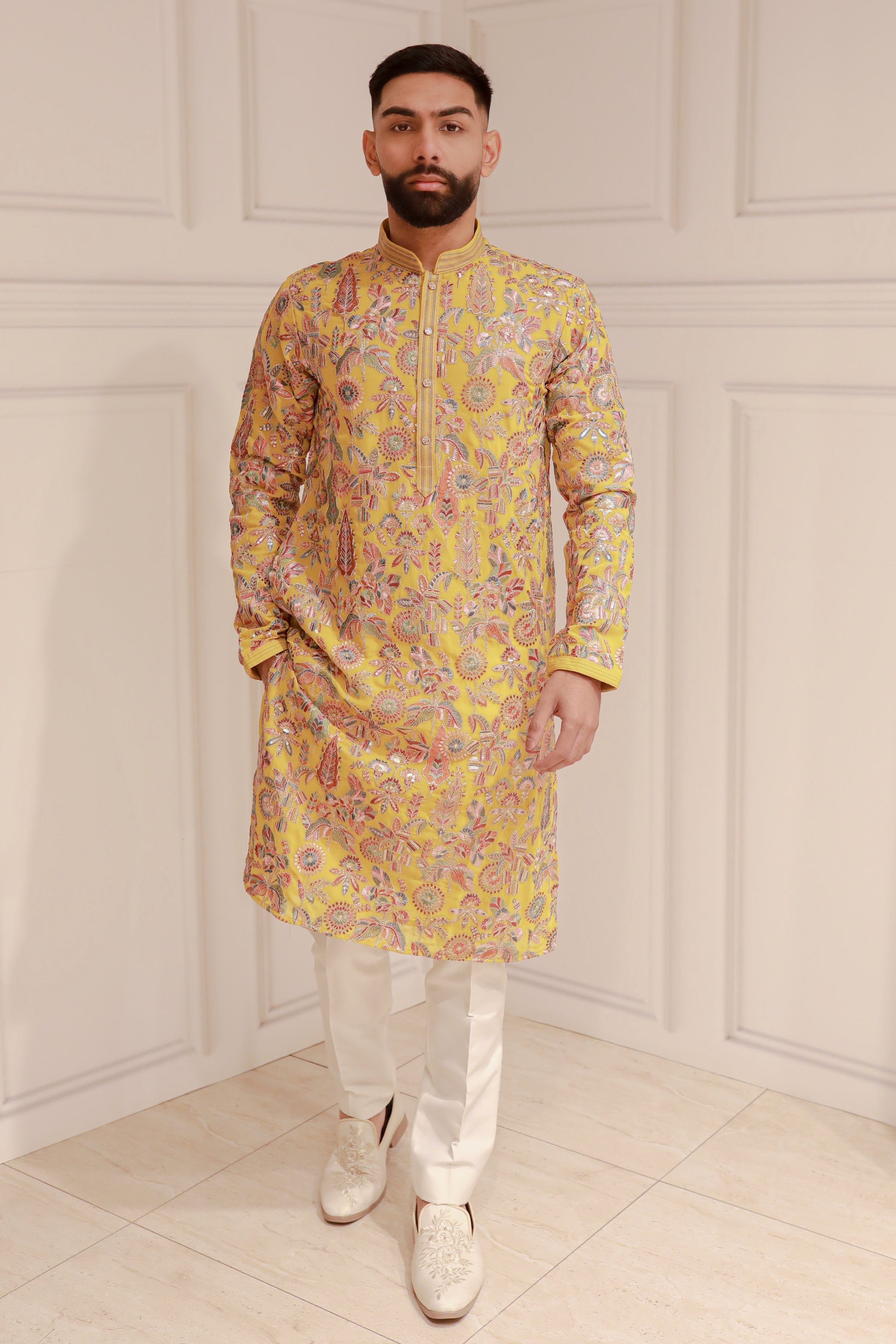 MULTI THREAD KURTA WITH TROUSER