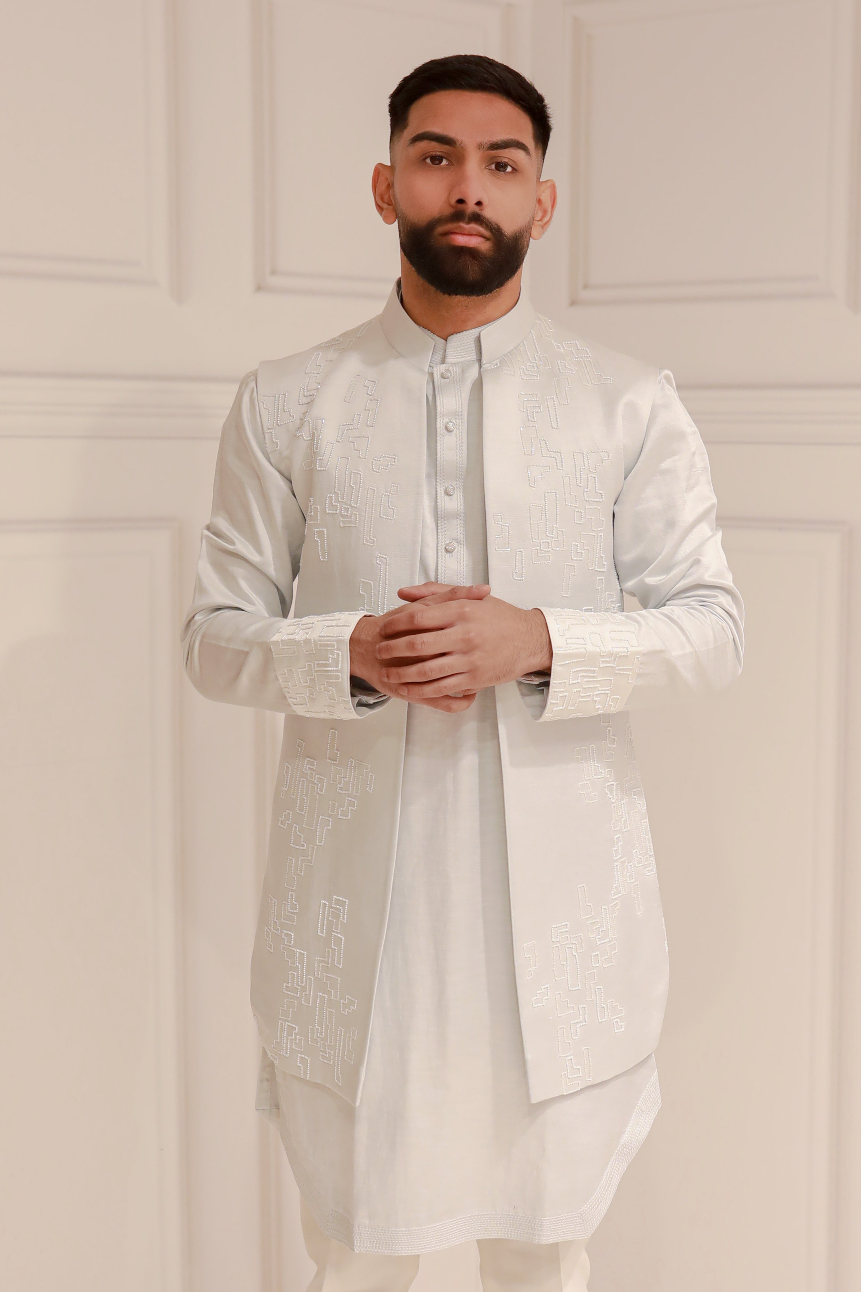 WHITE ELEGANT KURTA AND TROUSER WITH JACKET