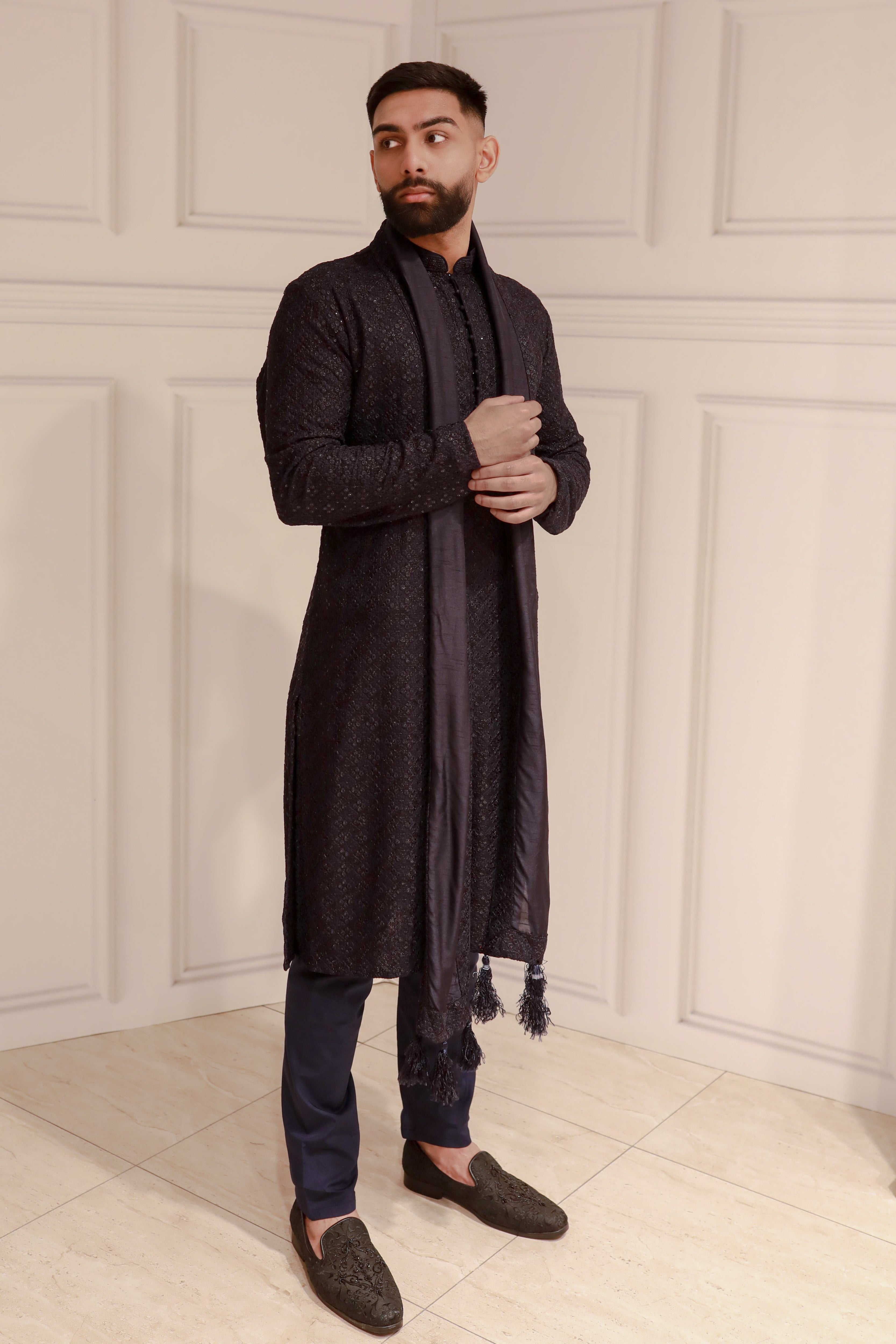 CHIKAN WORK KURTA WITH TROUSER AND STOLE