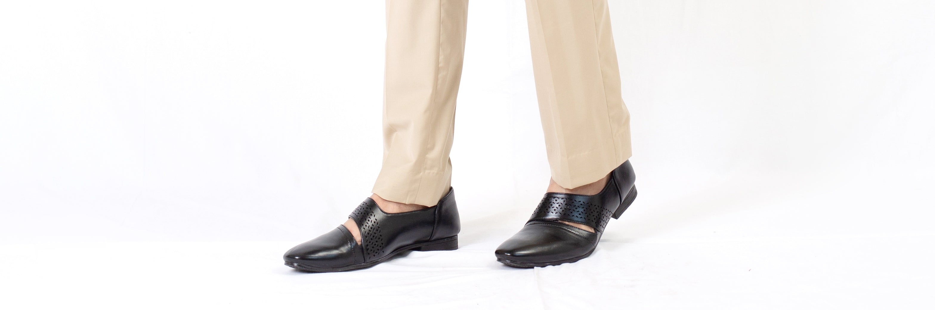 BLACK KURTA SHERWANI WITH LIGHT GOLD TROUSER & STOLE