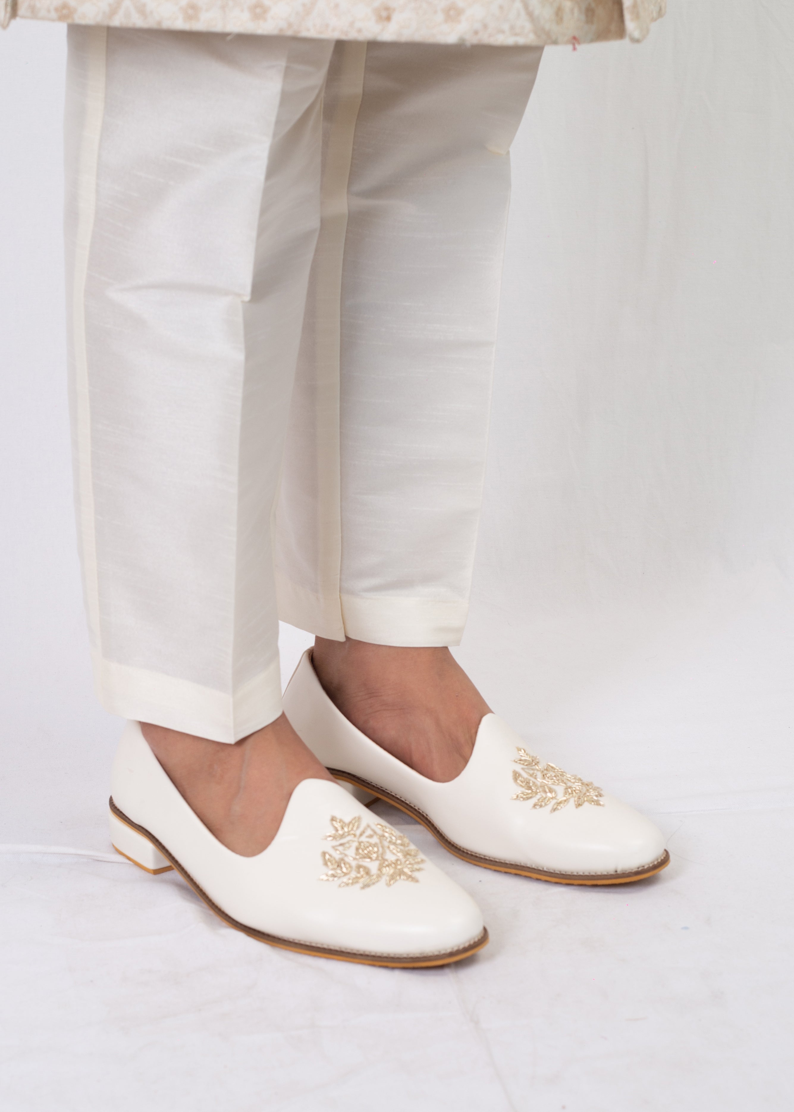 CREAM EMBROIDERY SHERWANI WITH TROUSER