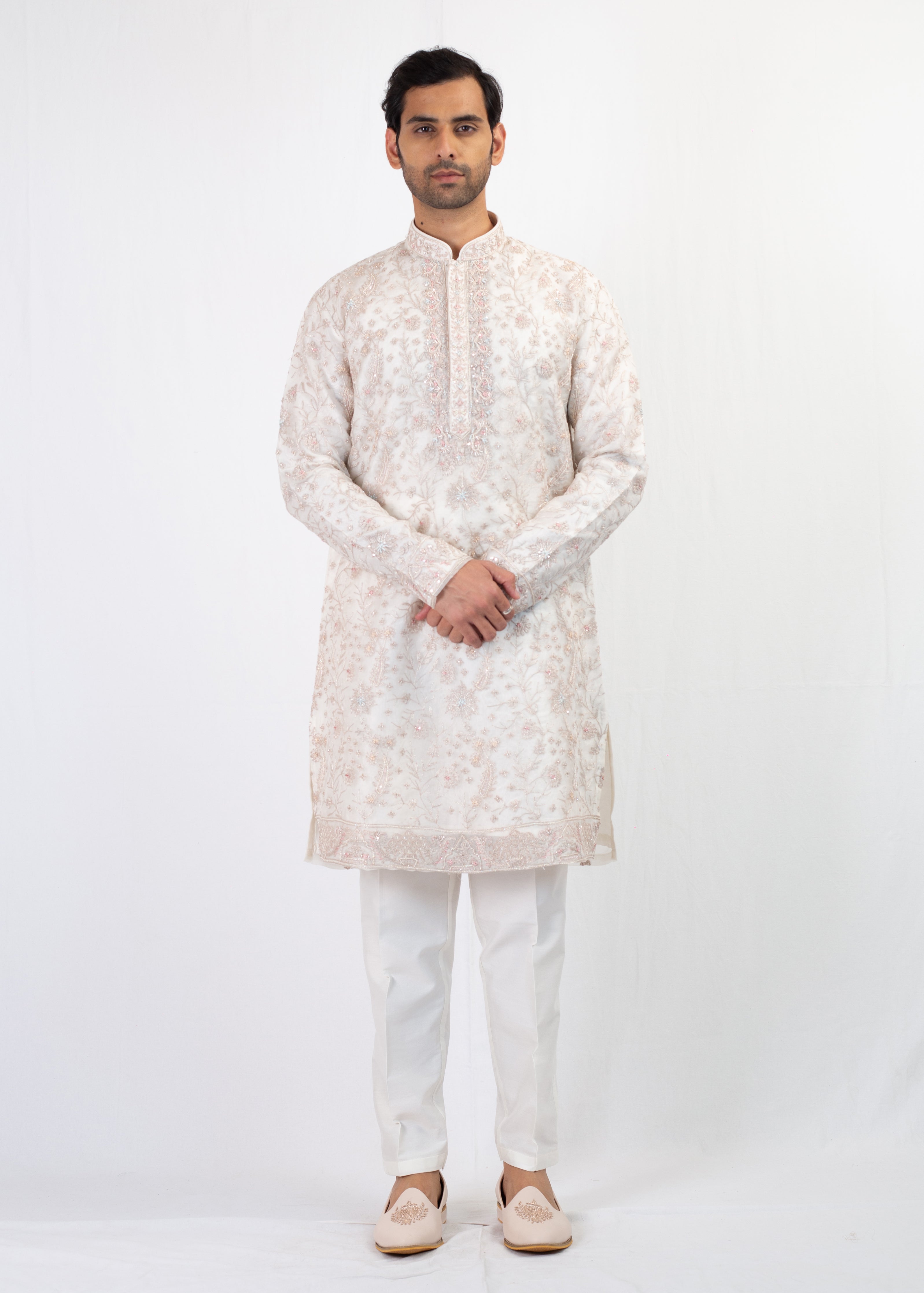 IVORY EMBROIDERY MEN'S KURTA AND TROUSER