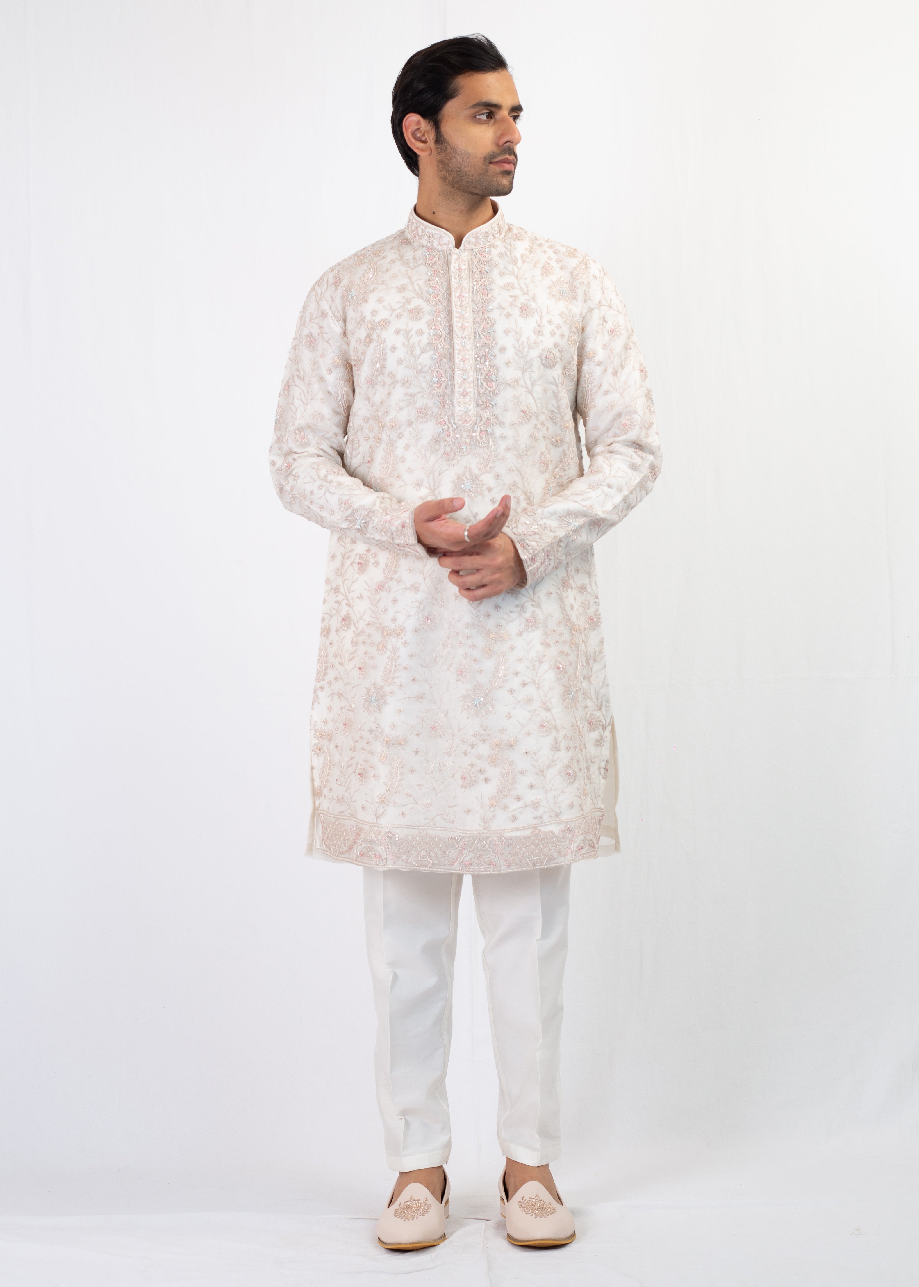 IVORY EMBROIDERY MEN'S KURTA AND TROUSER
