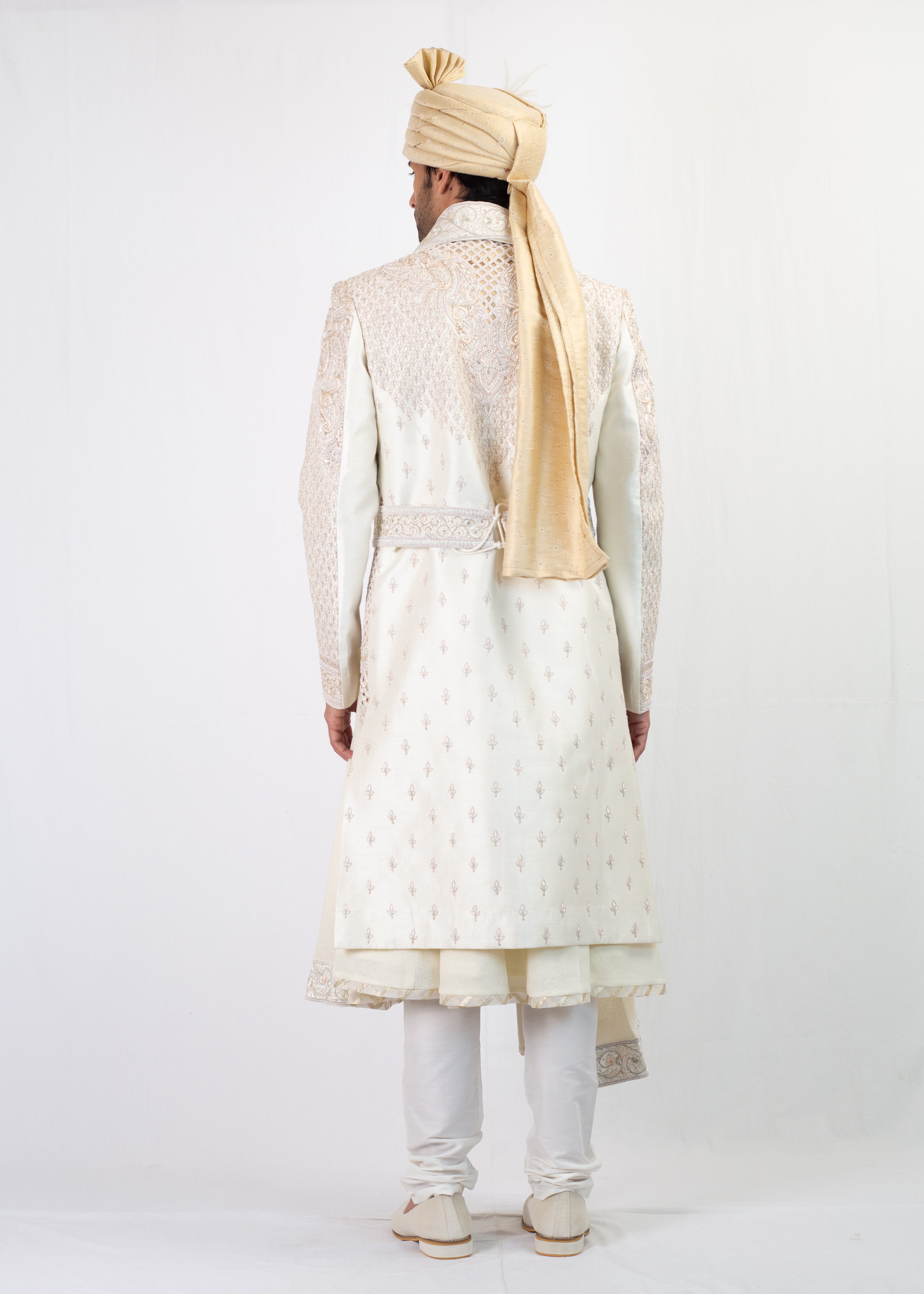 IVORY BRIDAL EMBROIDERY SHERWANI BALA TROUSER WITH STOLE TURBAN & MALA