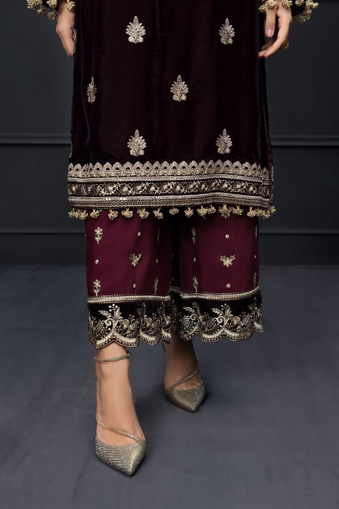Mahroon velvet Kameez with Velvet Shawl