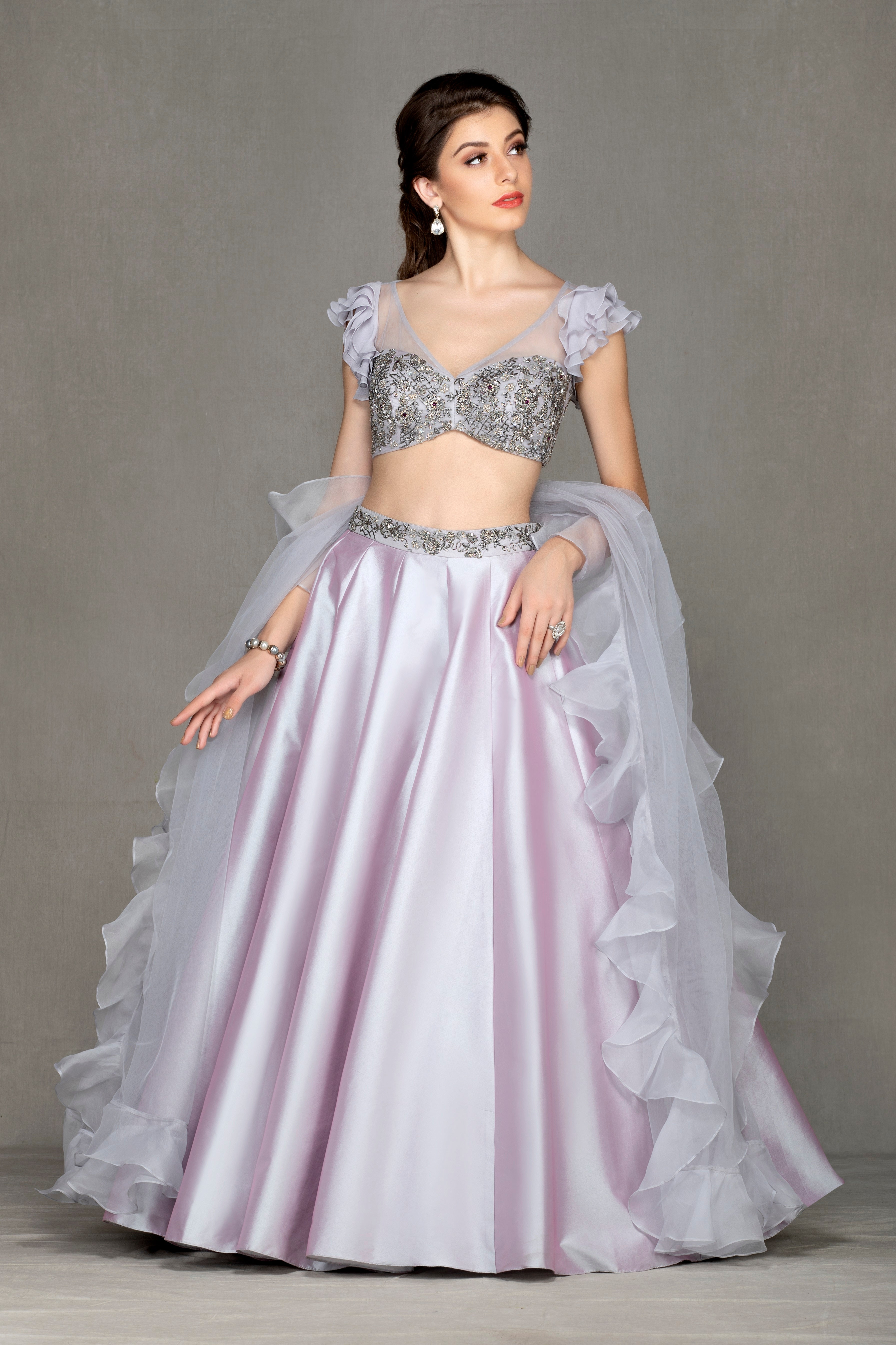 A-line lehega with ruffle sleeves top
