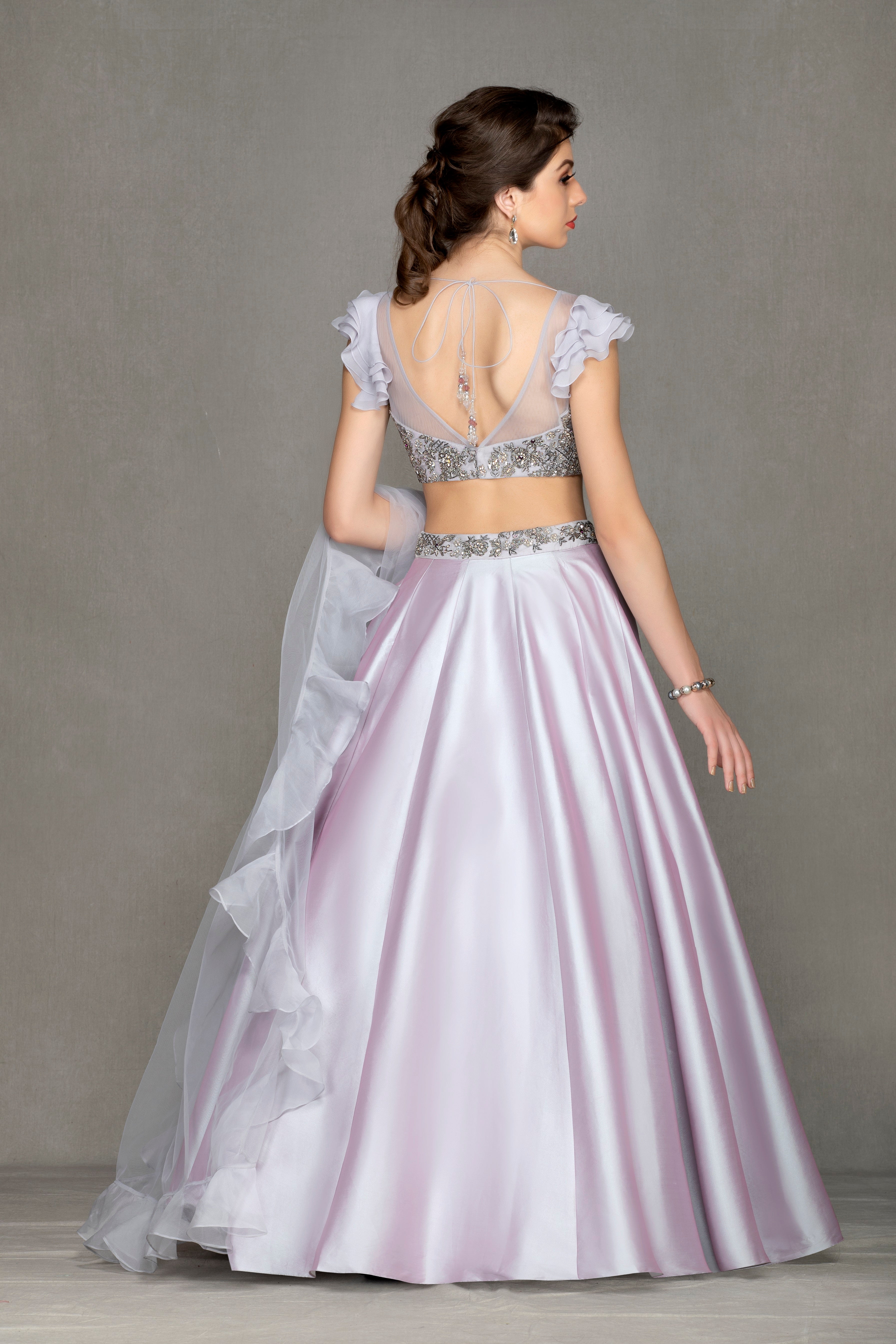 A-line lehega with ruffle sleeves top