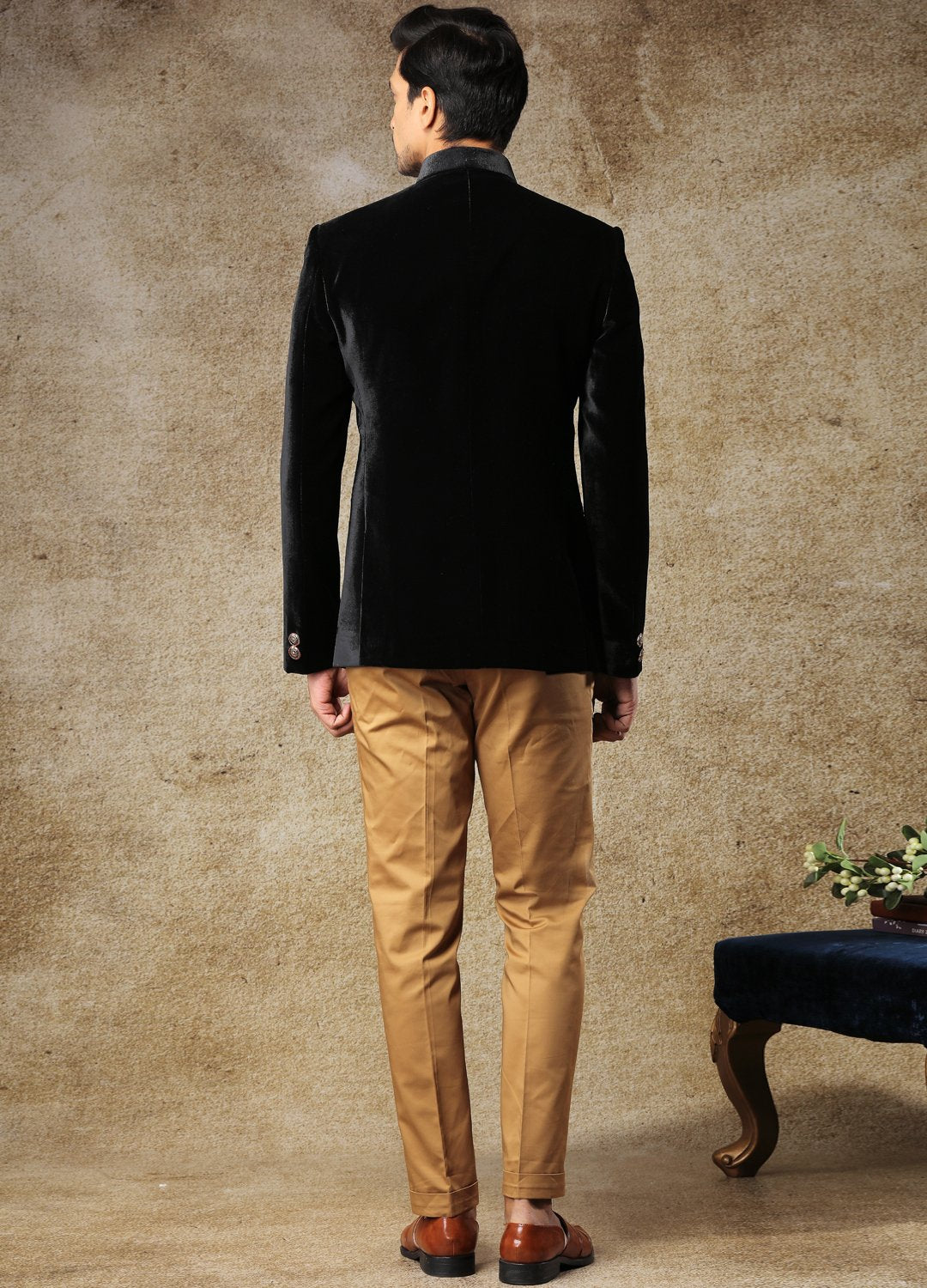 Black Velvet Jodhpuri