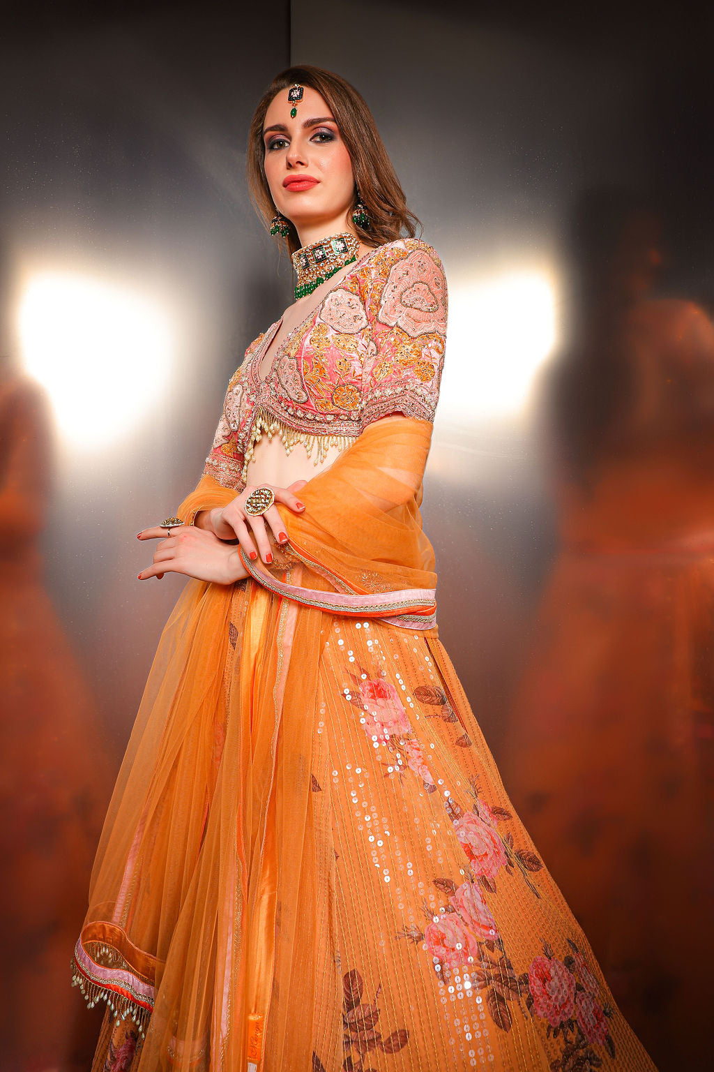 Stylish blouse with Printed sequins Skirt