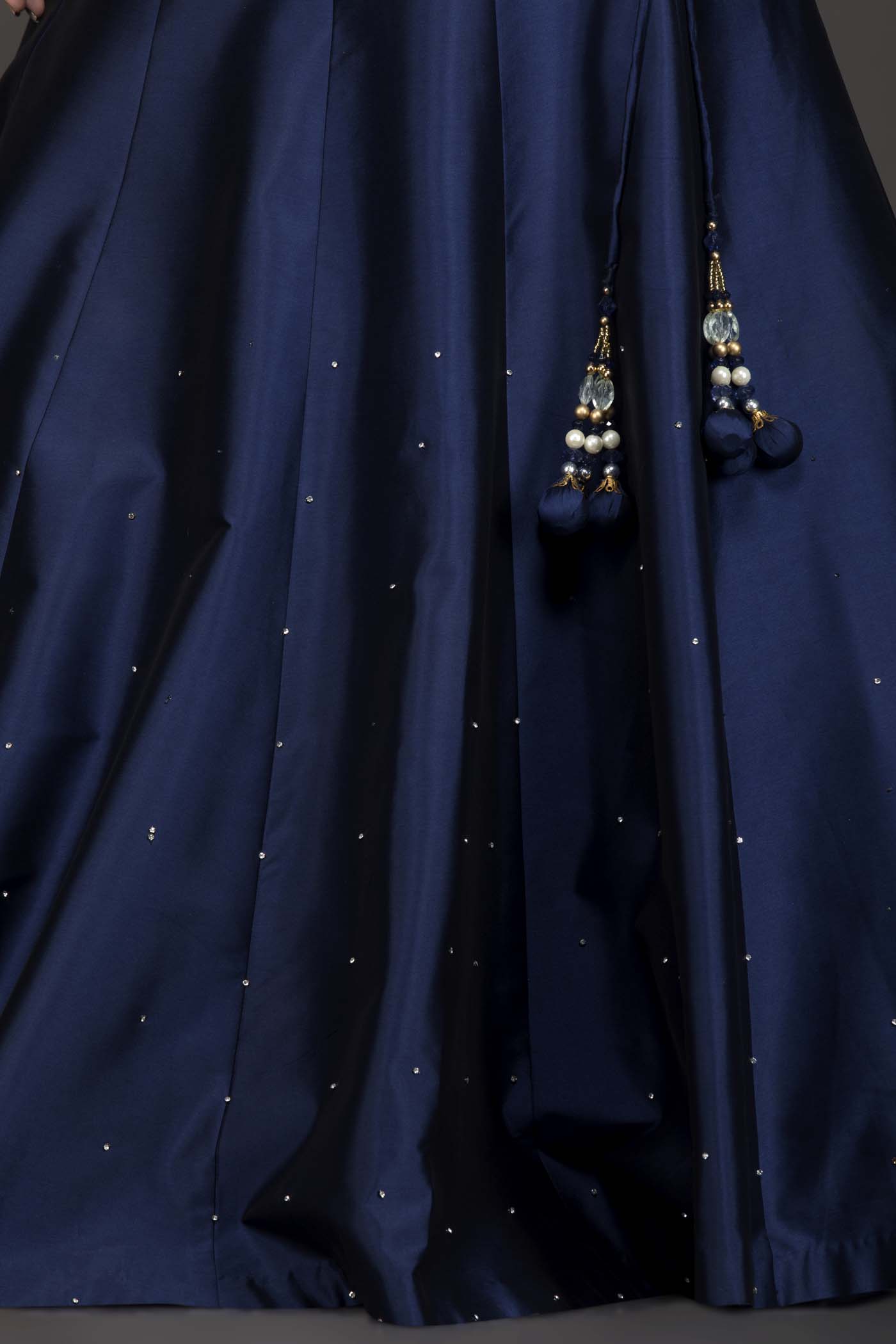 Navy Blue Silk Lehenga And Embriodery Top With Net Dupatta