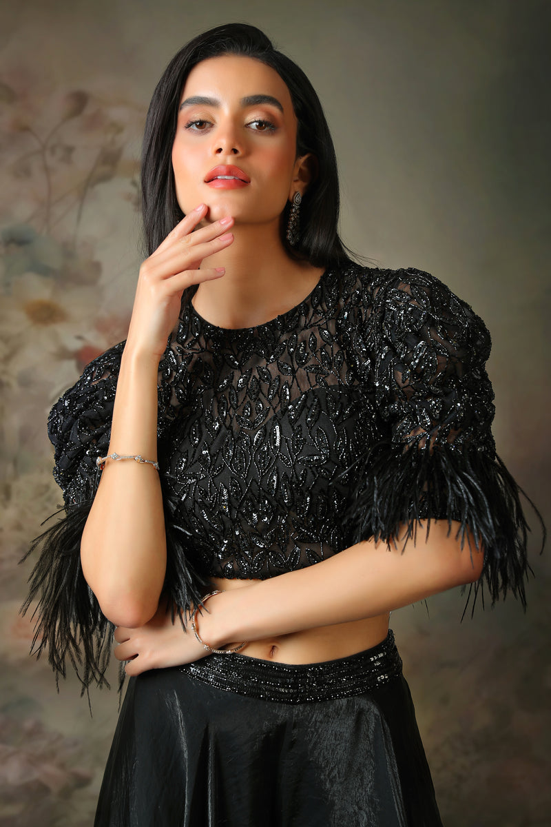 BLACK TOP FEATHER ON SLEEVE WITH FANDY SHARARA