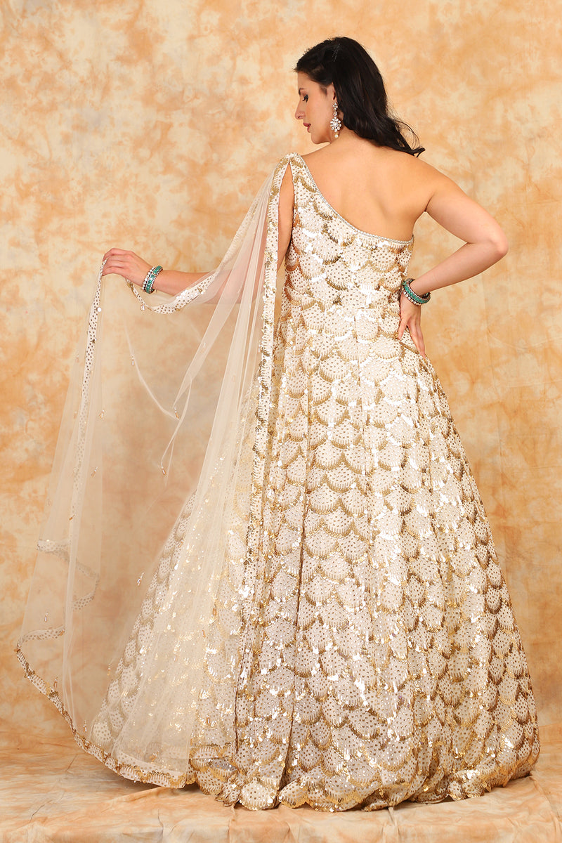 Elegant white embroidery Gown with drape