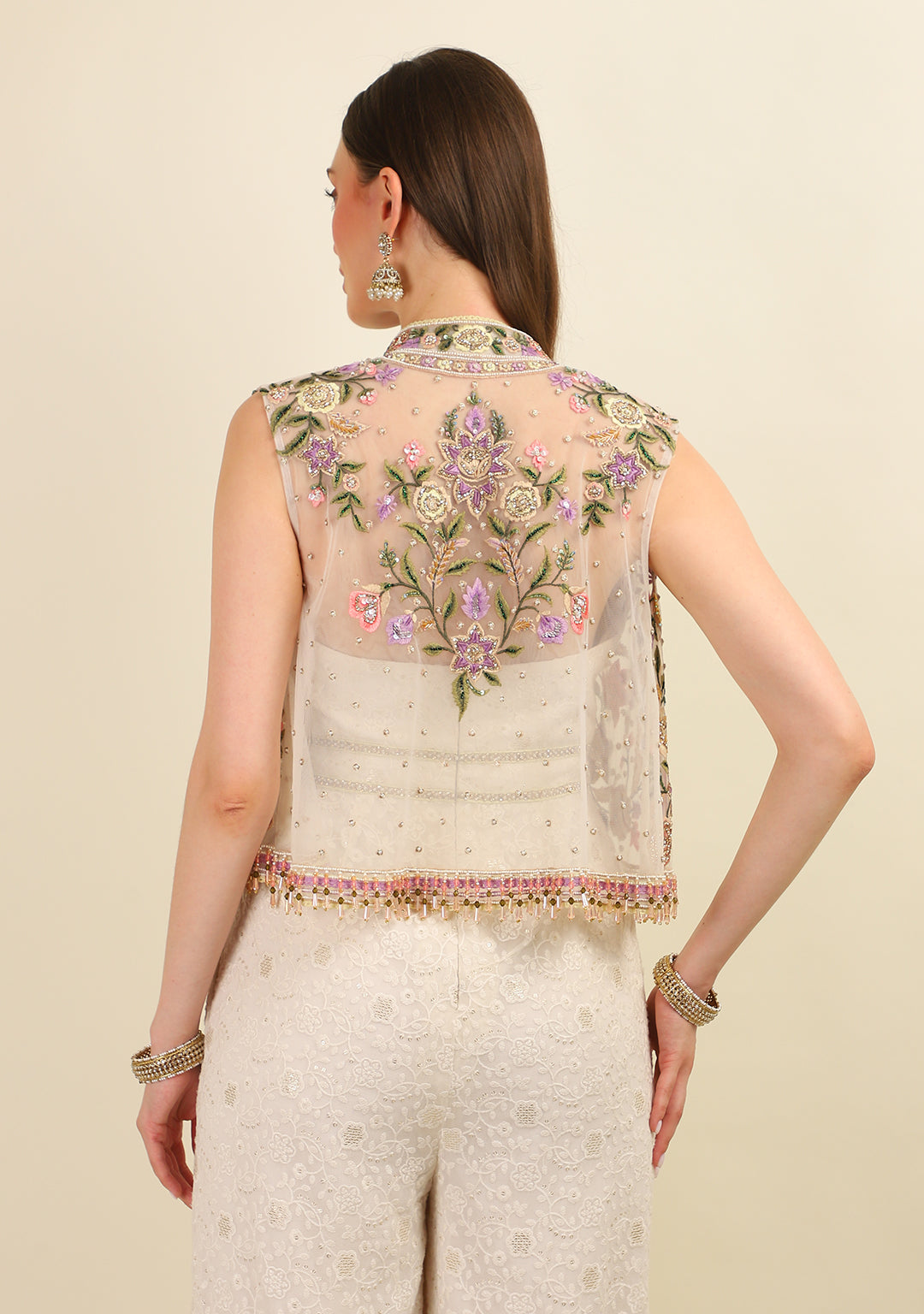 EMBROIDERY CAPE WITH WHITE JUMPSUIT