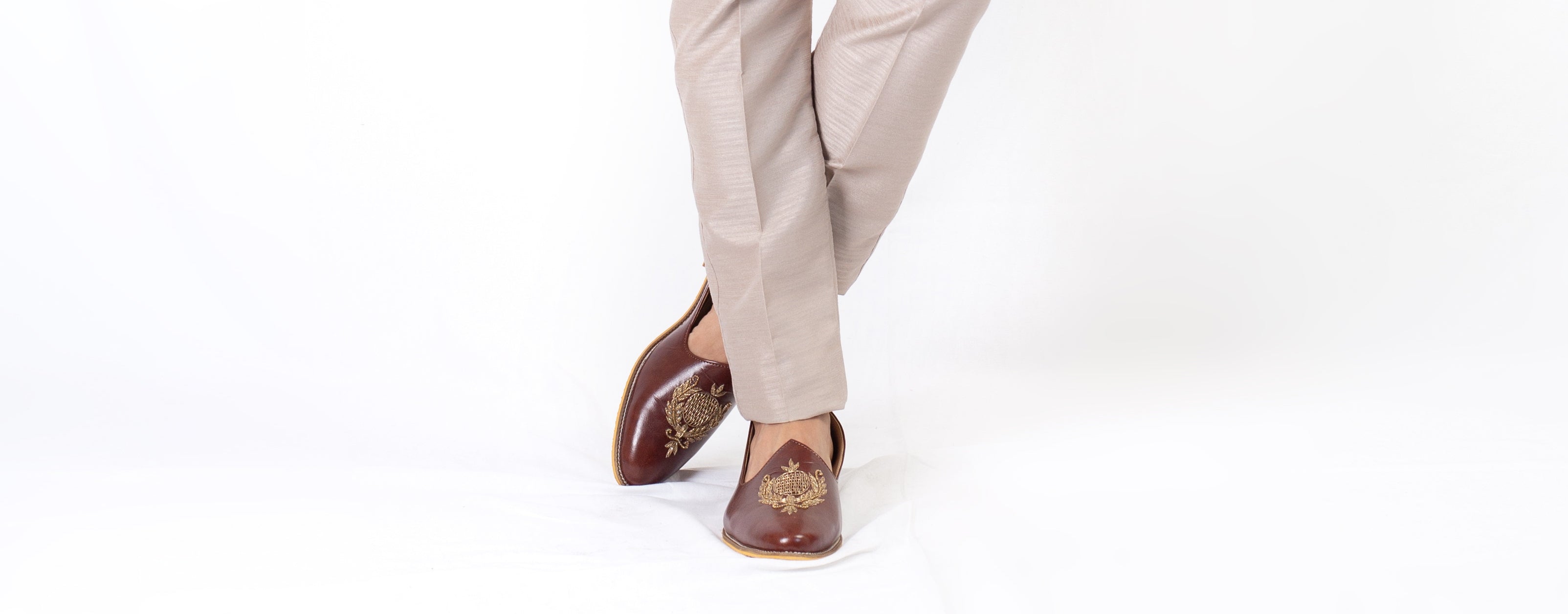 LIGHT GREY EMBROIDERY BLAZER ONLY