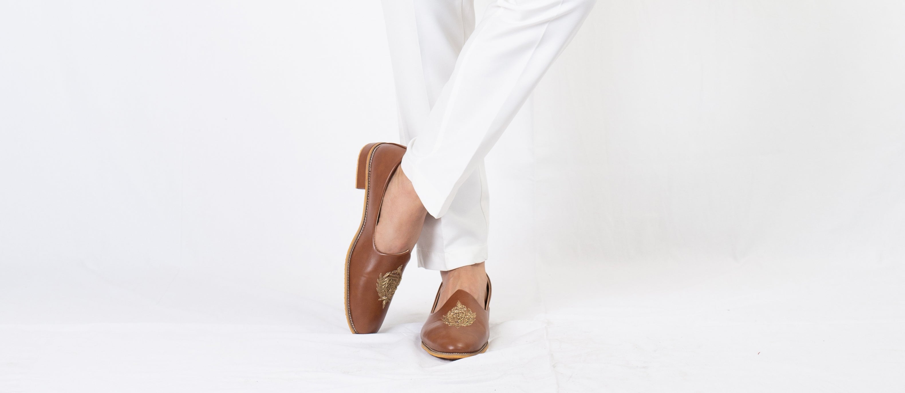 WHITE EMBROIDERY WAISTCOT & KURTA WITH TROUSER