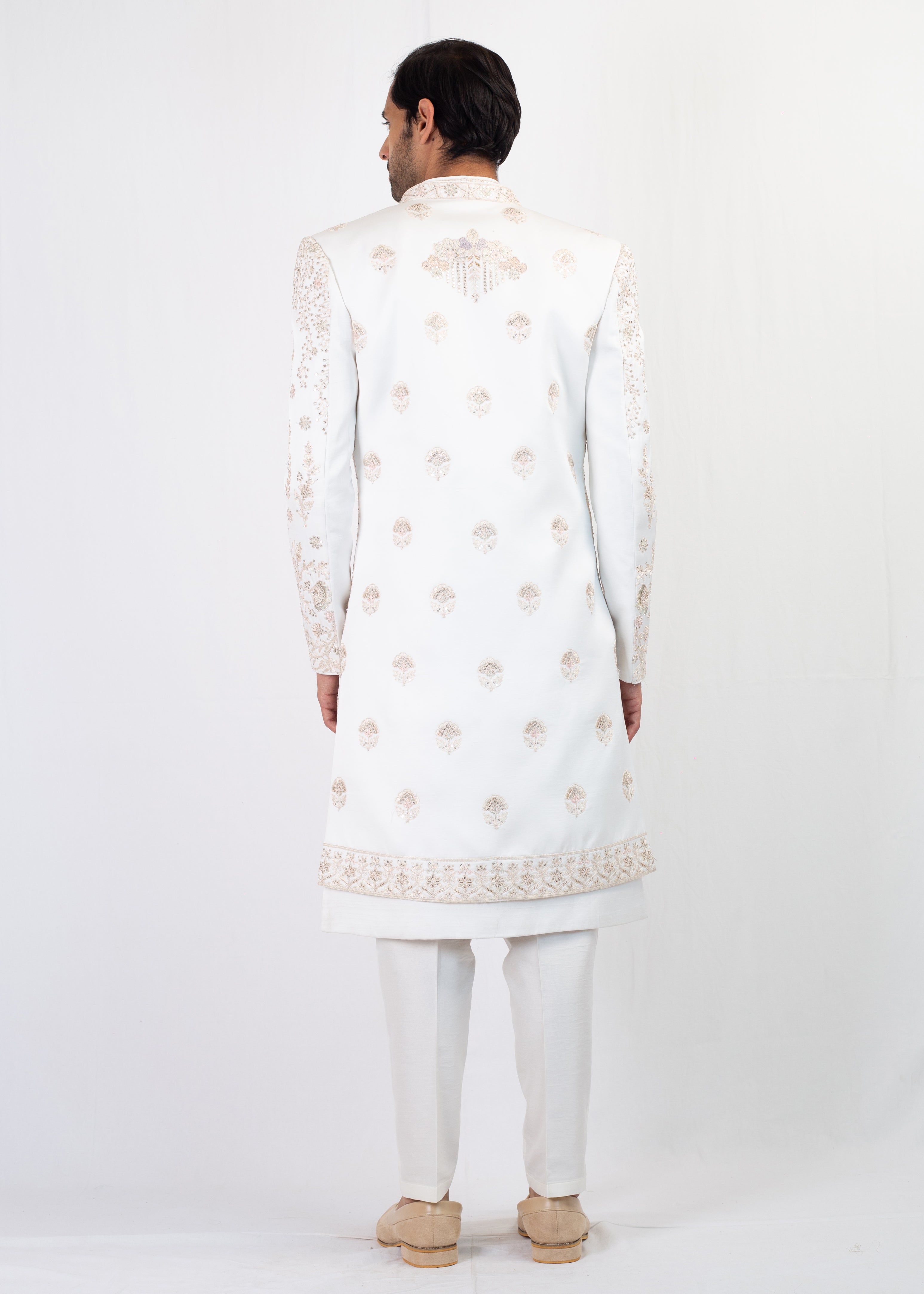 IVORY EMBROIDERY MEN'S KURTA AND TROUSER