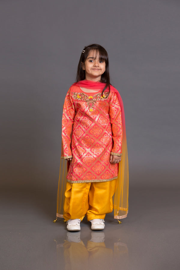 Kidswear long kameez with yellow dhoti and net dupata