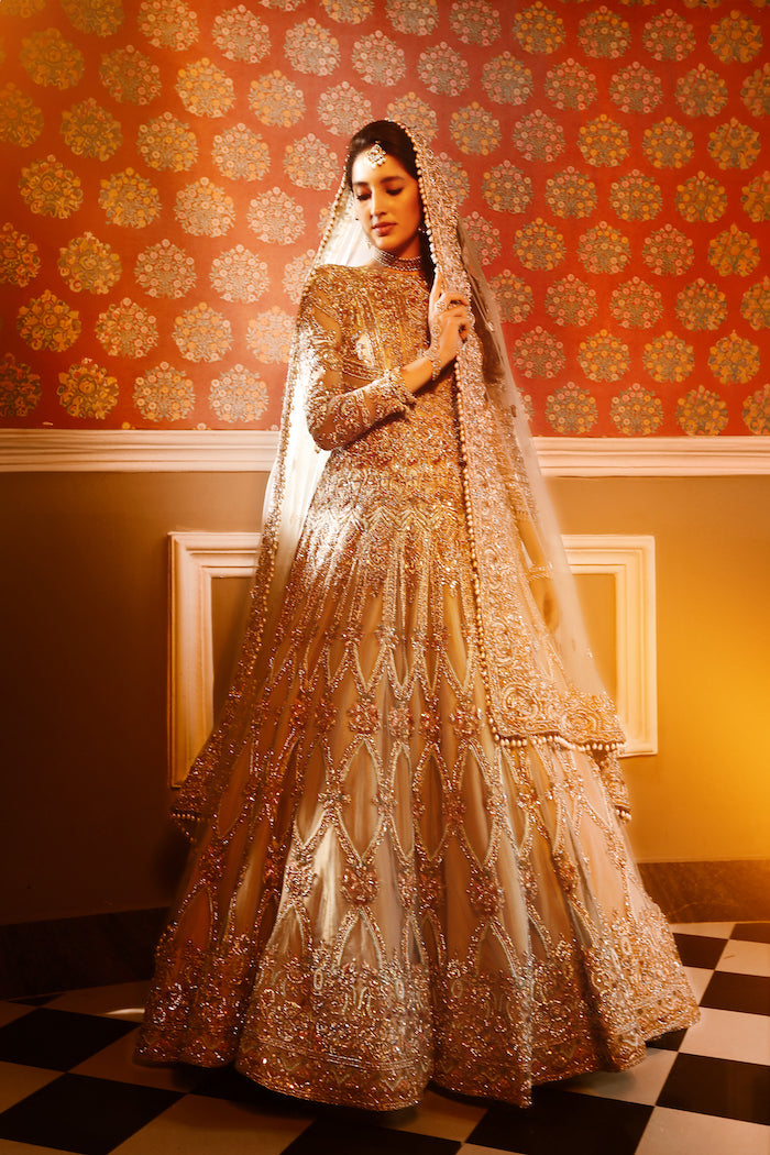 Peach Pink Lehenga Bridal Pakistani Wedding Dress Online 2021 – Nameera by  Farooq | Pakistani bridal dress, Pakistani bridal dresses, Wedding gown  styles